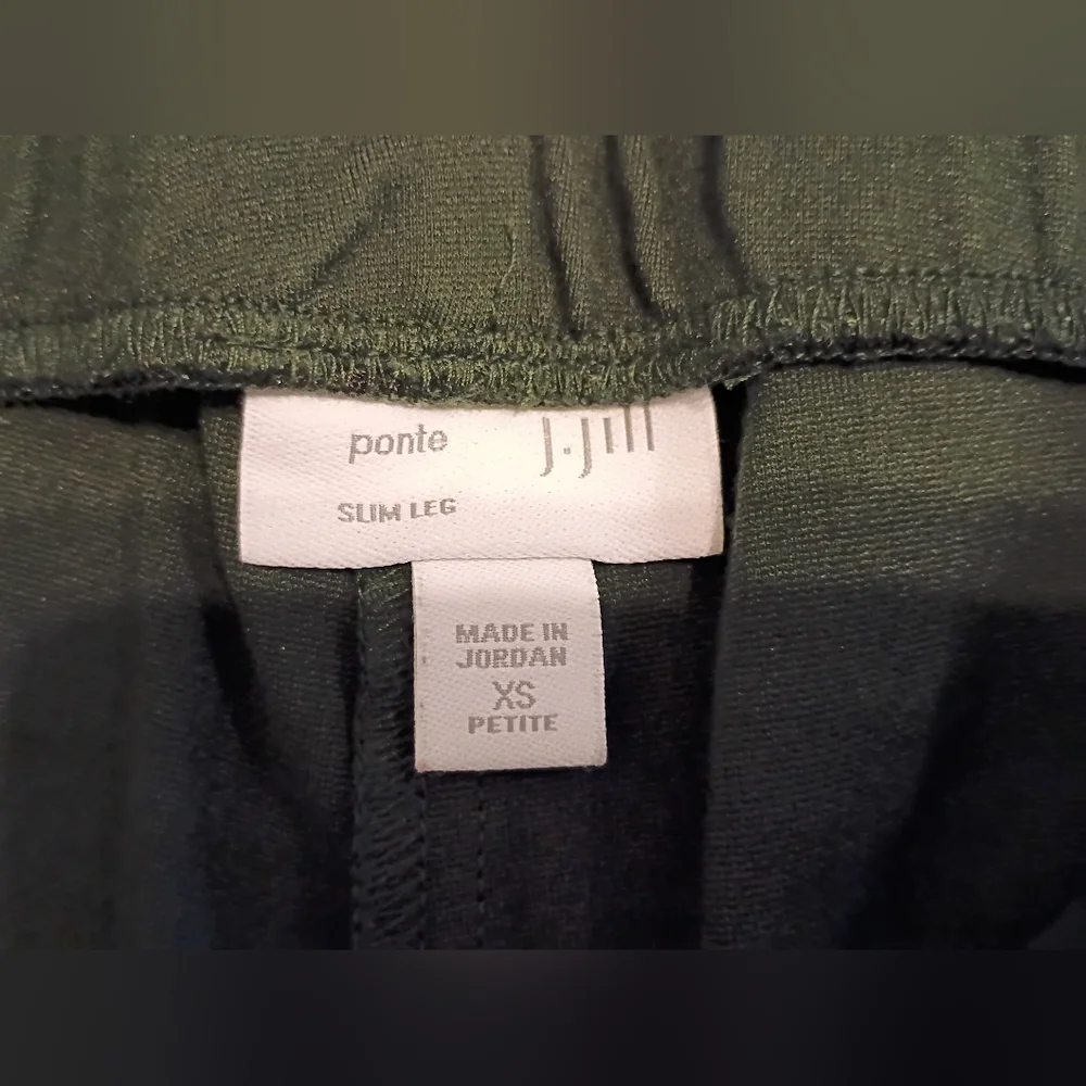 2 Pairs Of J.Jill Slim Leg Stretch‎ Cropped Women's Pants Sz XS